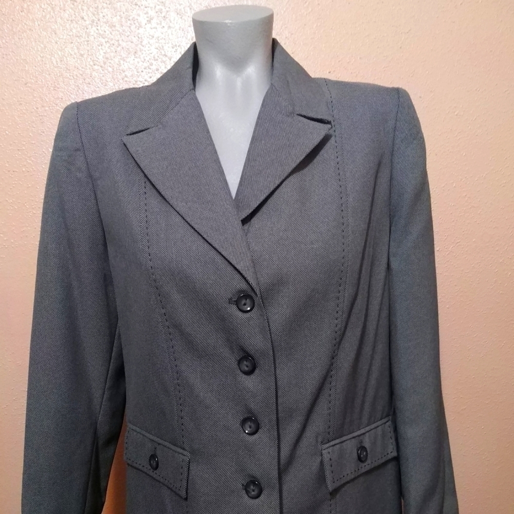 NWT Alfred Dunner. blazer